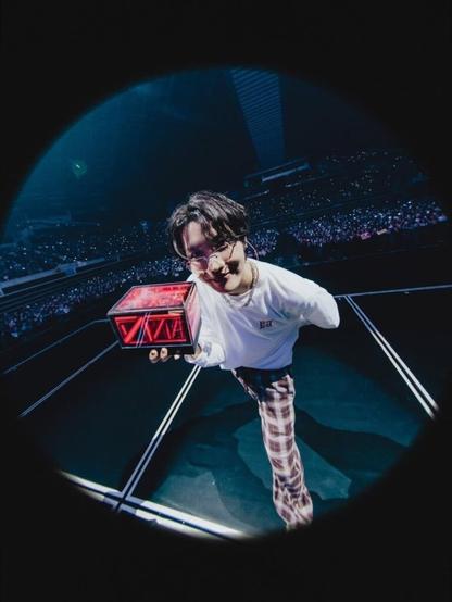 Hobi IG Post 280425