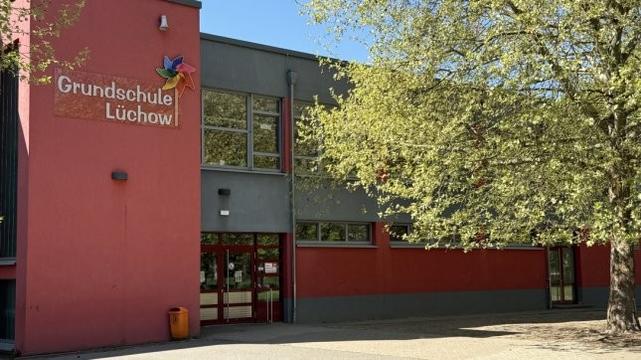 Anbau an das Hauptgebäude soll Anbindung an Unterrichtsbereich gewährleisten. Gleichzeitig sollen die Toiletten saniert und in Unisex-WCs umgewandelt werden