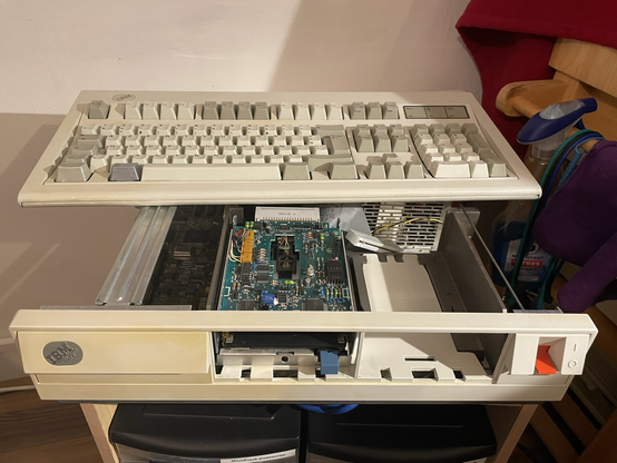 The kind of cleaned computer