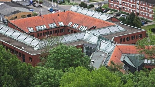 Die neue Aufgabe hat nur bedingt etwas mit dem Prozess gegen den Ex-Mitarbeiter zu tun, der Aufenthaltstitel verkauft haben soll