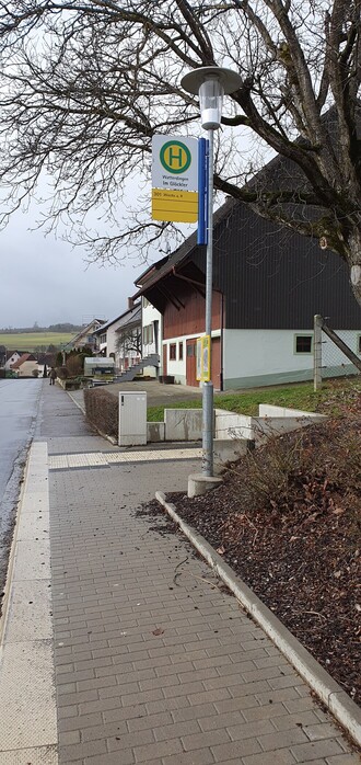 Haltestelle Im Glöckler, Watterdingen ohne Witterungsschutz